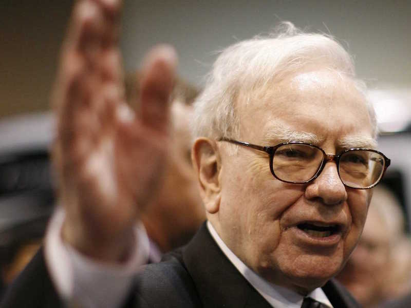 Stocks and Crisis According to Warren Buffet